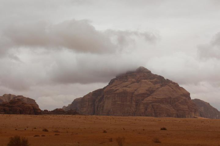 Mozoon Camp Hotel Wadi Rum Bagian luar foto